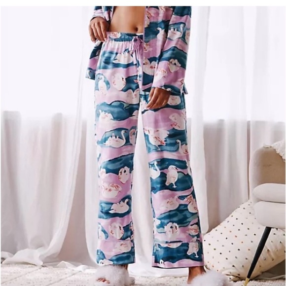 Anthropologie Olivia Wendell Swan Flannel Sleep Pants  XXS - Picture 5 of 5